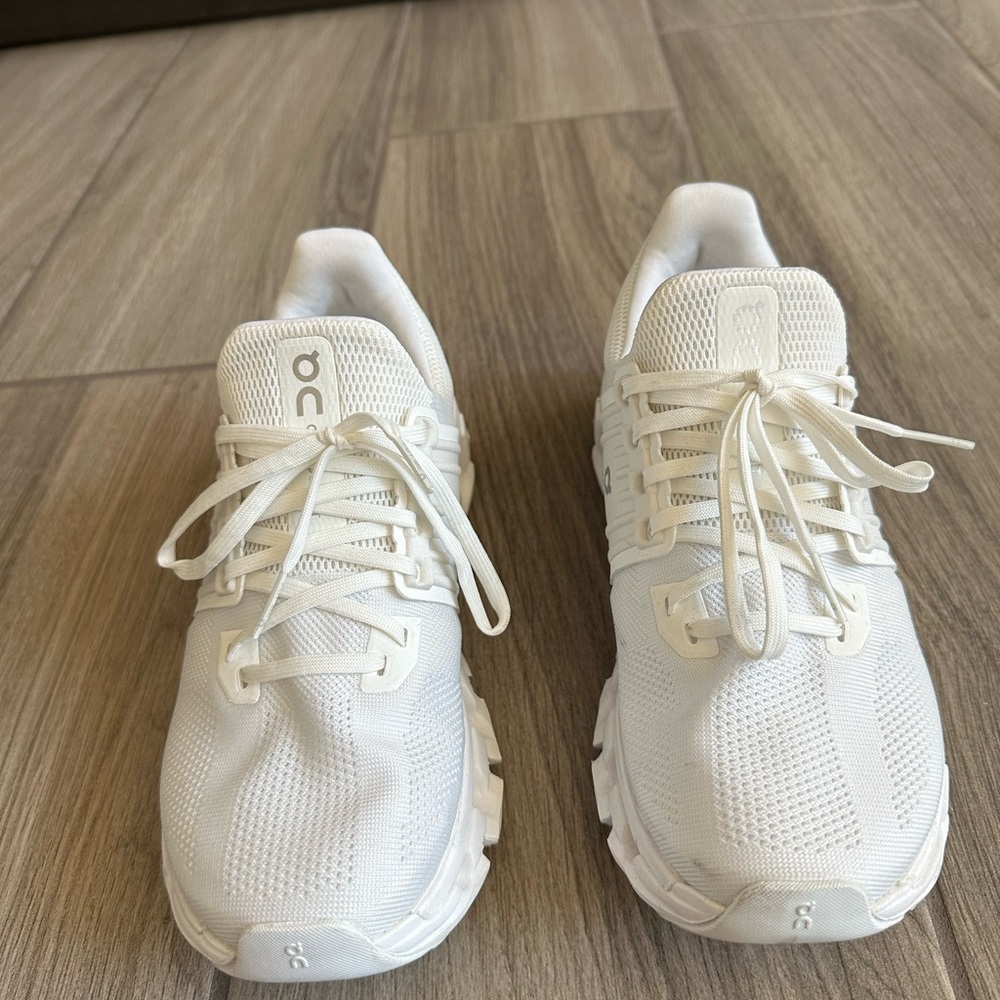 On Cloud White Sneakers - Picture 2 of 7